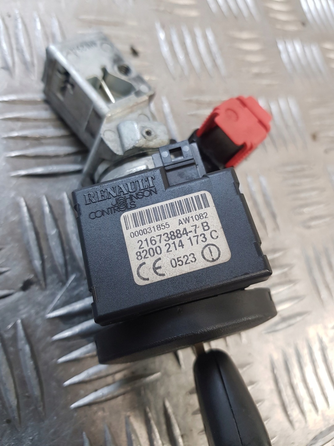 ignition key 8200214173C RENAULT MODUS 1.2 04R