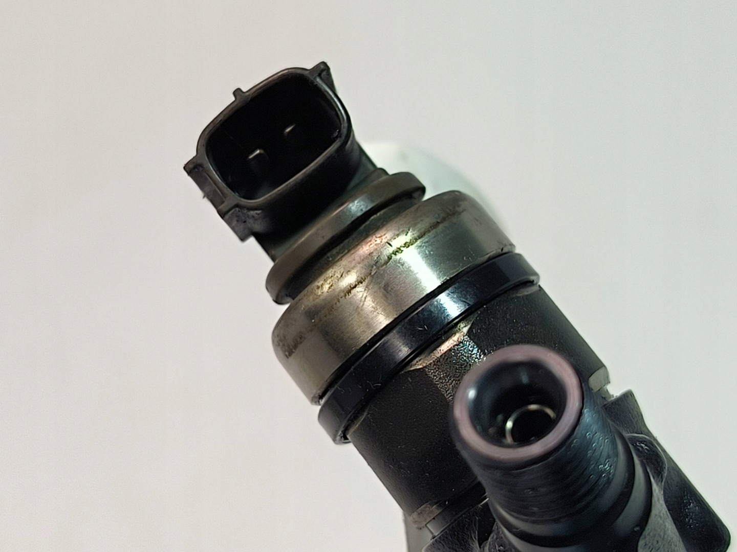 injektor 16613AA030 2.0 D SUBARU OUTBACK IV