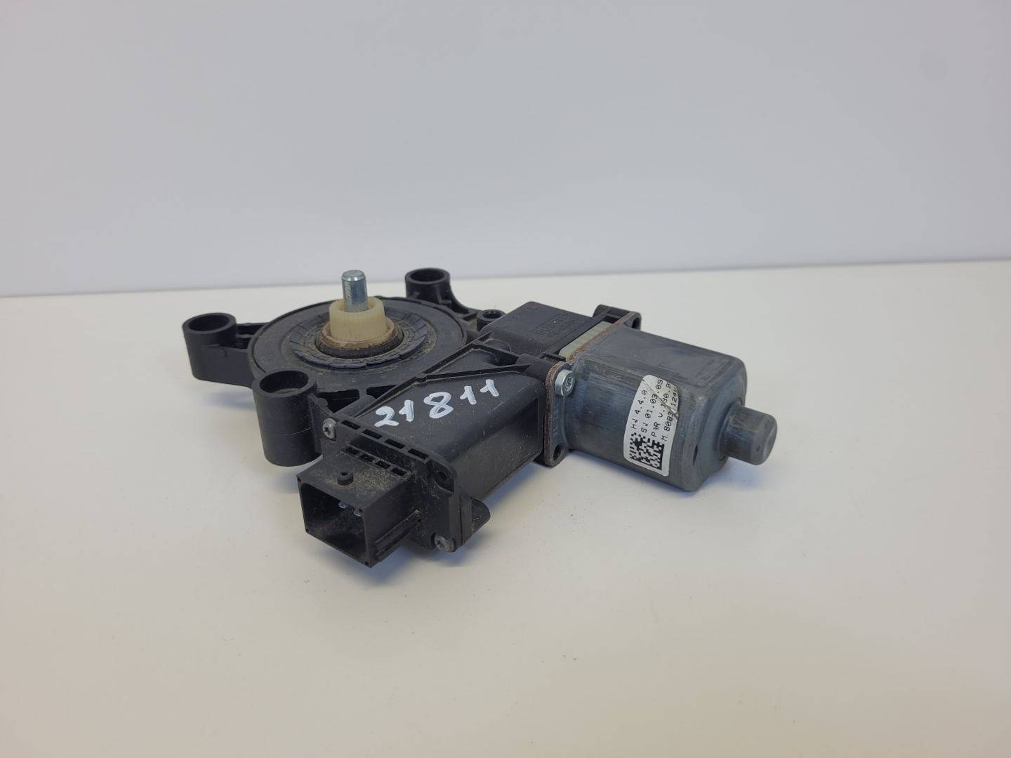 mini motor windows rear part left side Alfa Romeo Stelvio 2017 0130822071