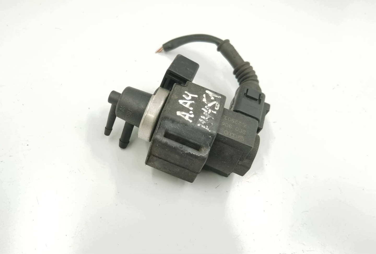 VALVOLA elettromagnetico Audi A4 B6 2001 8E0906628