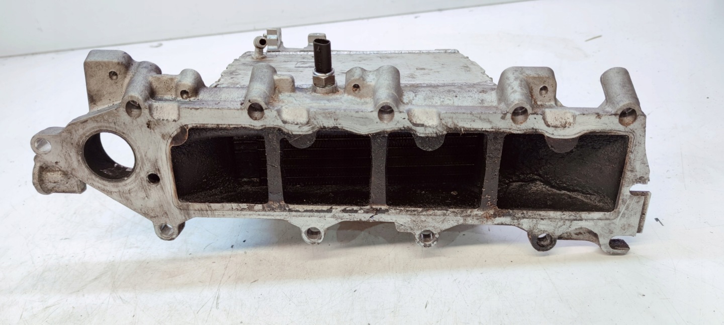 intake manifold AUDI A4 B9 A5 2.0 TDI 04L129766AS