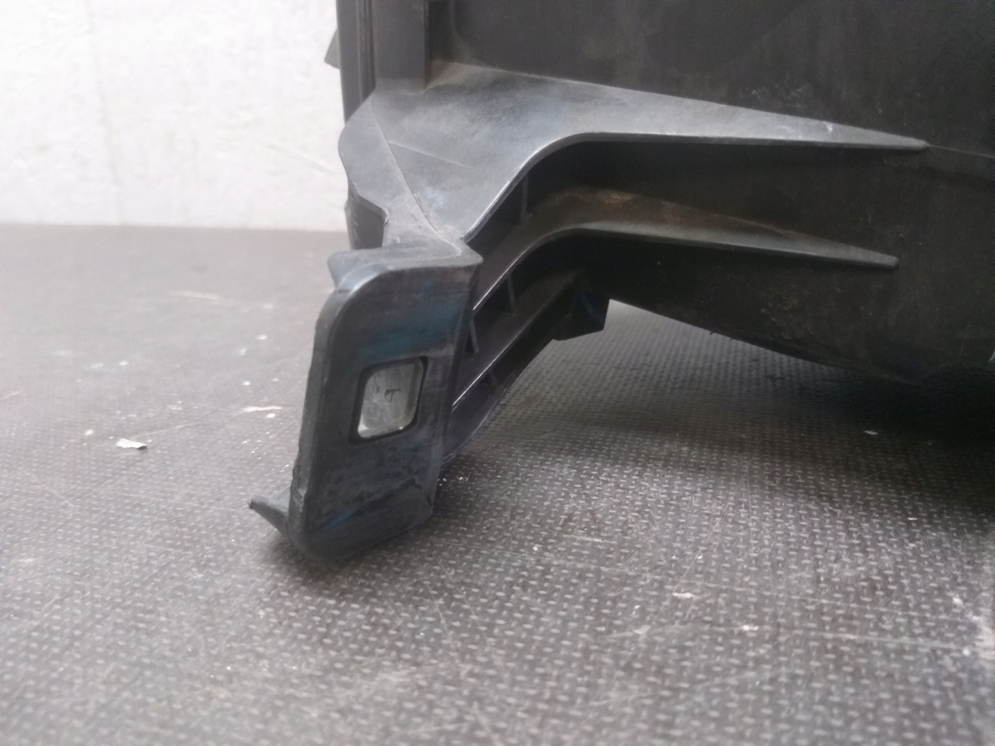 LIGHT FRONT RIGHT MERCEDES ML W166 XENON LED A1668202359
