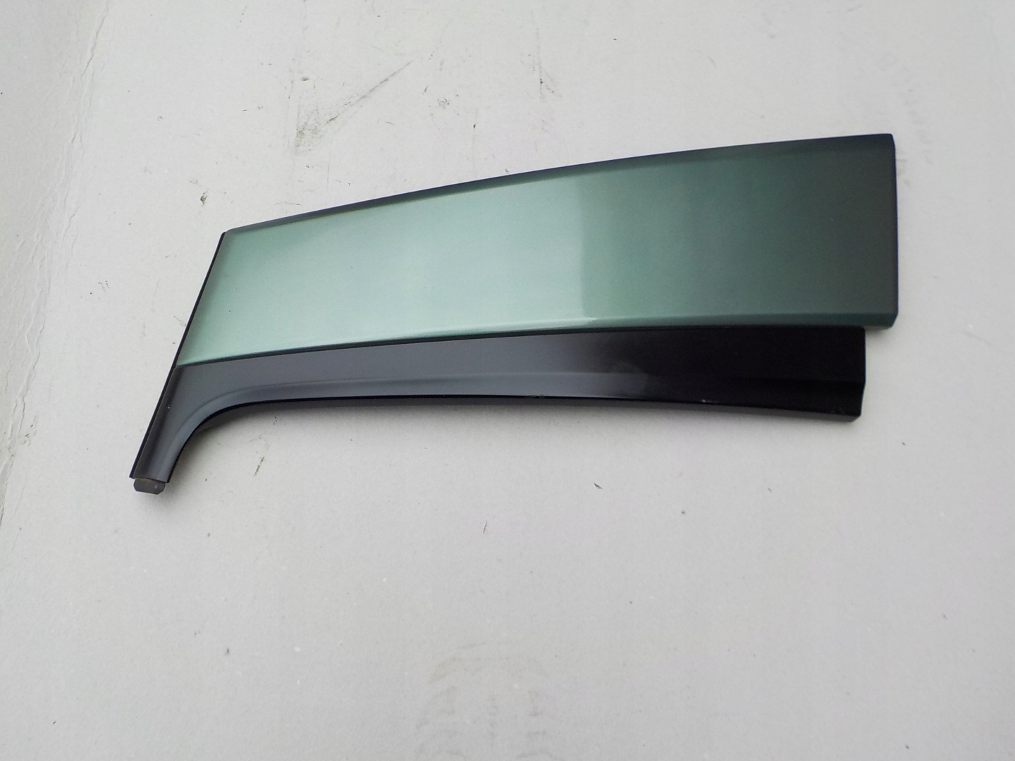 moulding slupka left subaru forester II 2007r