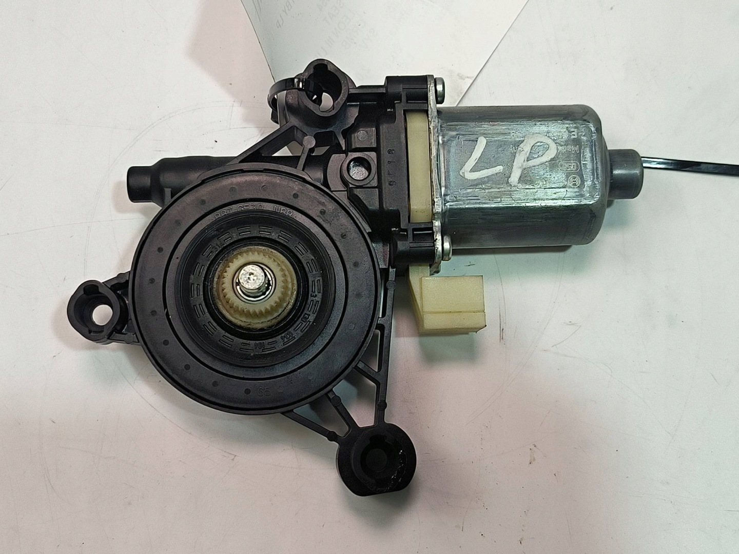 mini motor windows left front 5Q0959801B SEAT LEON III LIFT