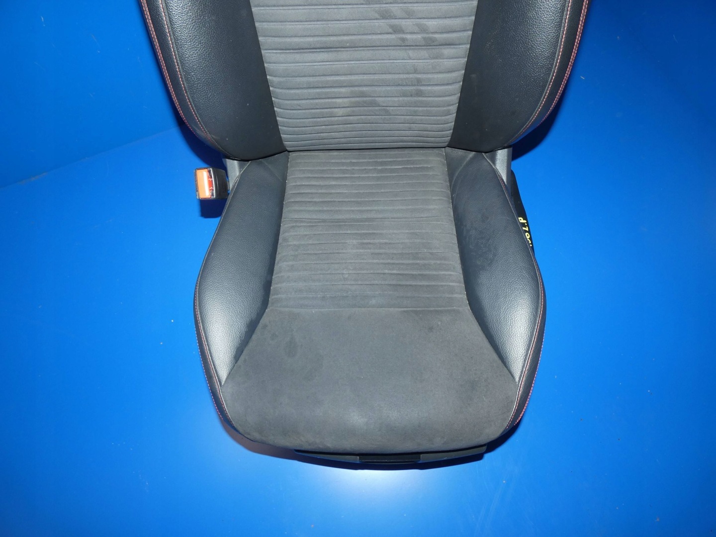 MERCEDES GLA W156 X156 seat driver´s left front