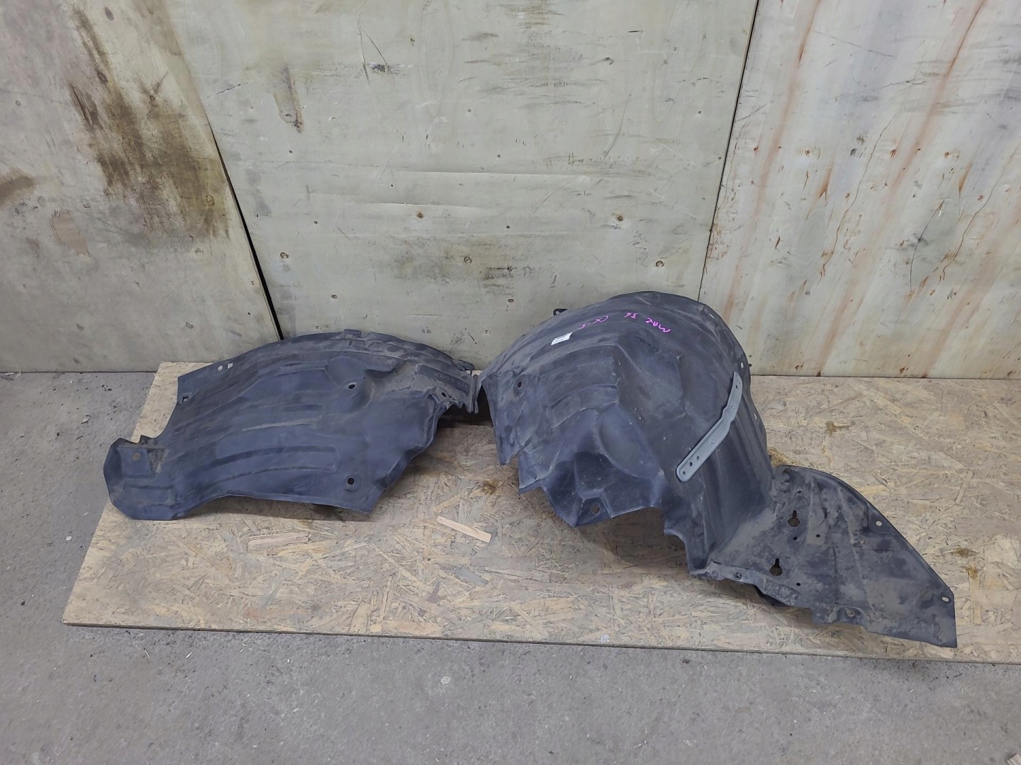 mudguard front left side Mazda CX-5 2014 KD53
