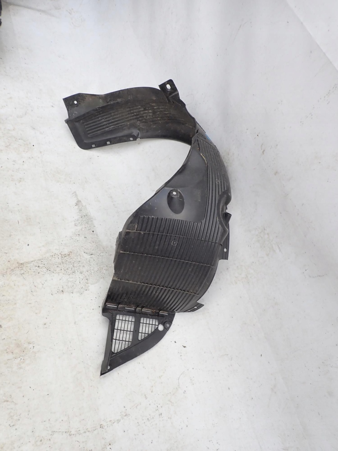 HYUNDAI I10 II 2 LIFT 16-19 mudguard front front left
