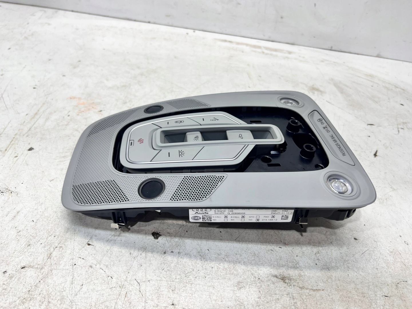 light OSWIETLENIE cabs AUDI A4 B9 A5 8W A6 C8 4K0947135AL BC5