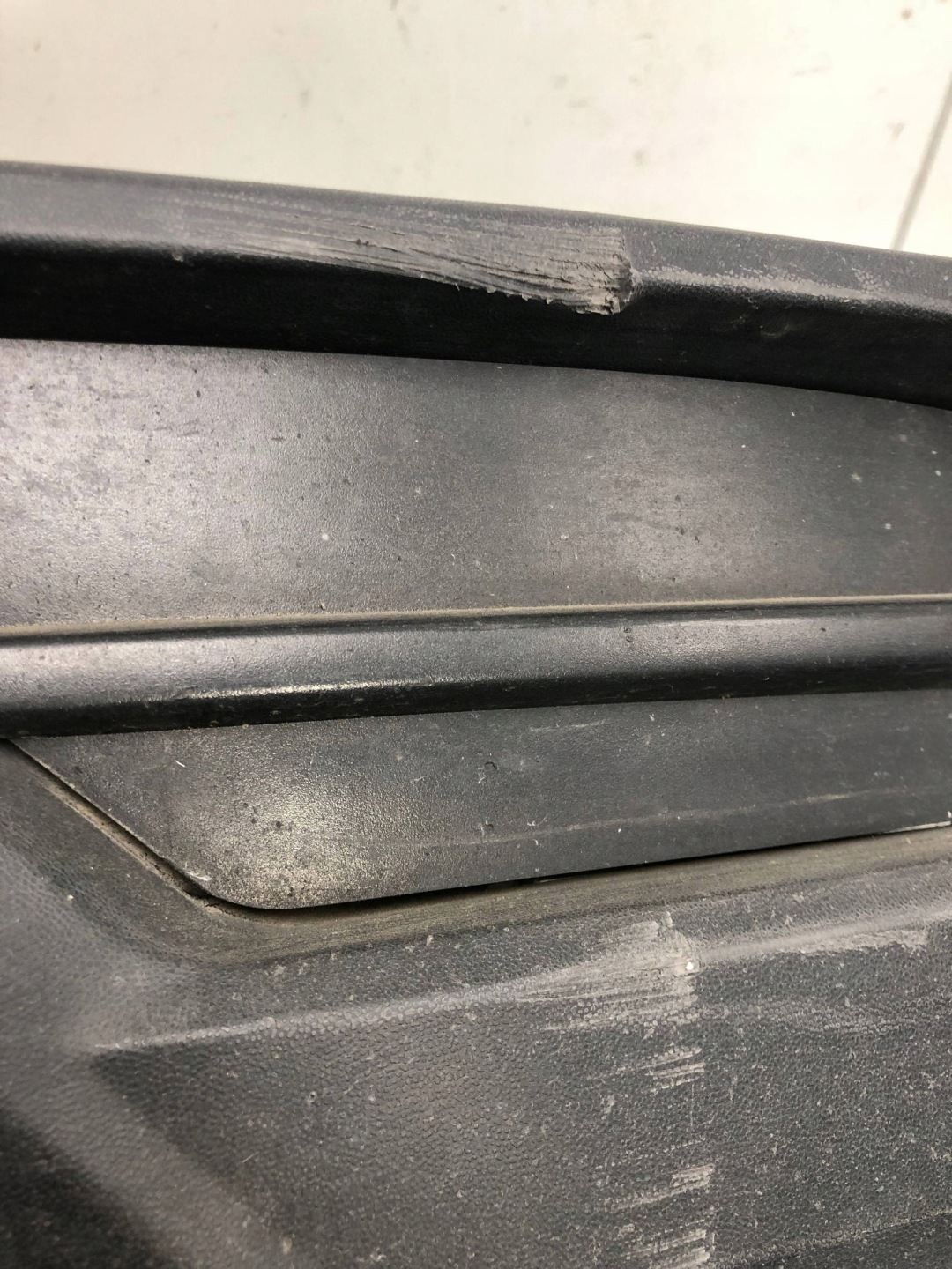 grid of a bumper left front VW CRAFTER II 7C0853665A