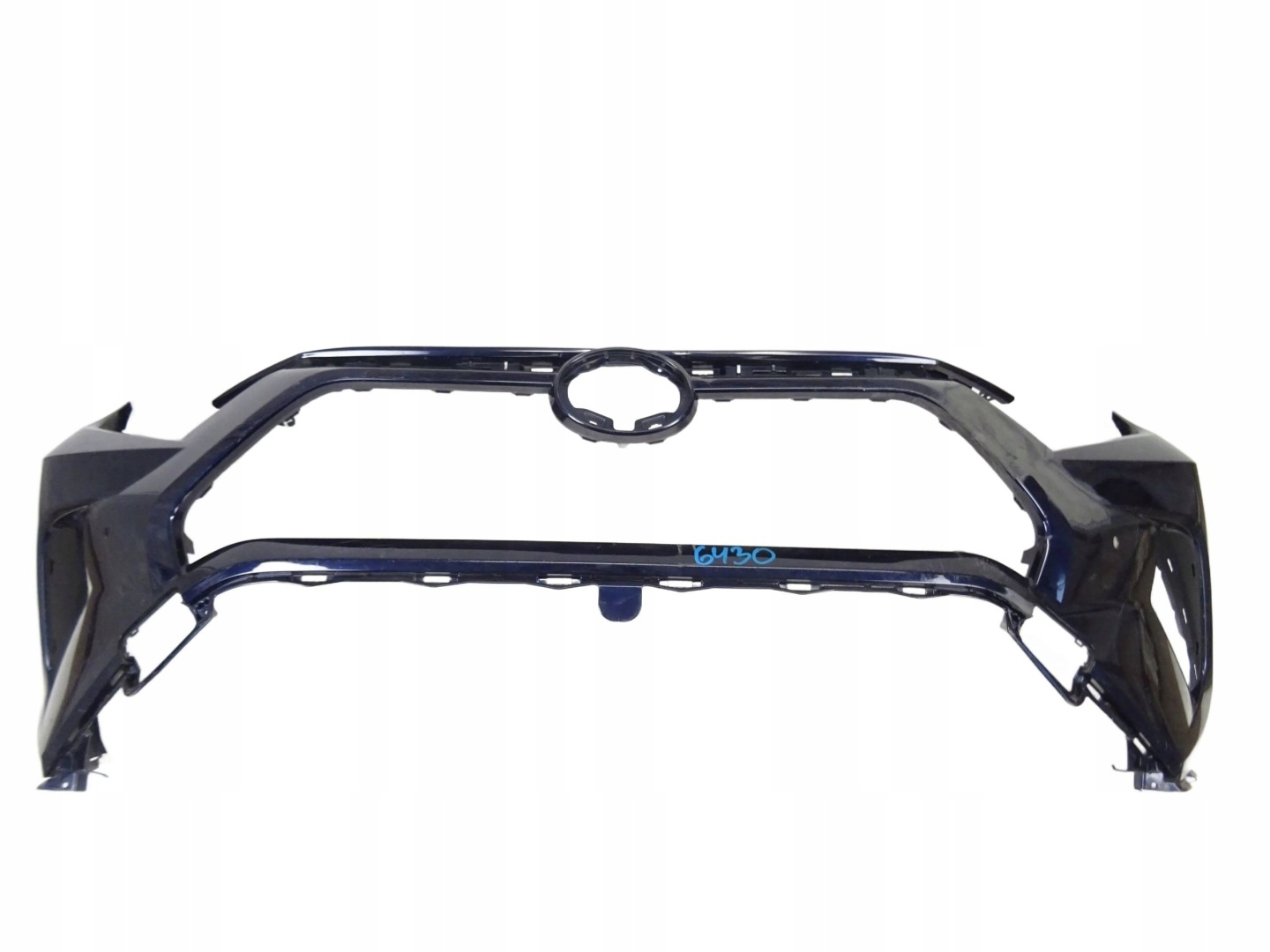 TOYOTA RAV4 V 5 nárazník předek přední