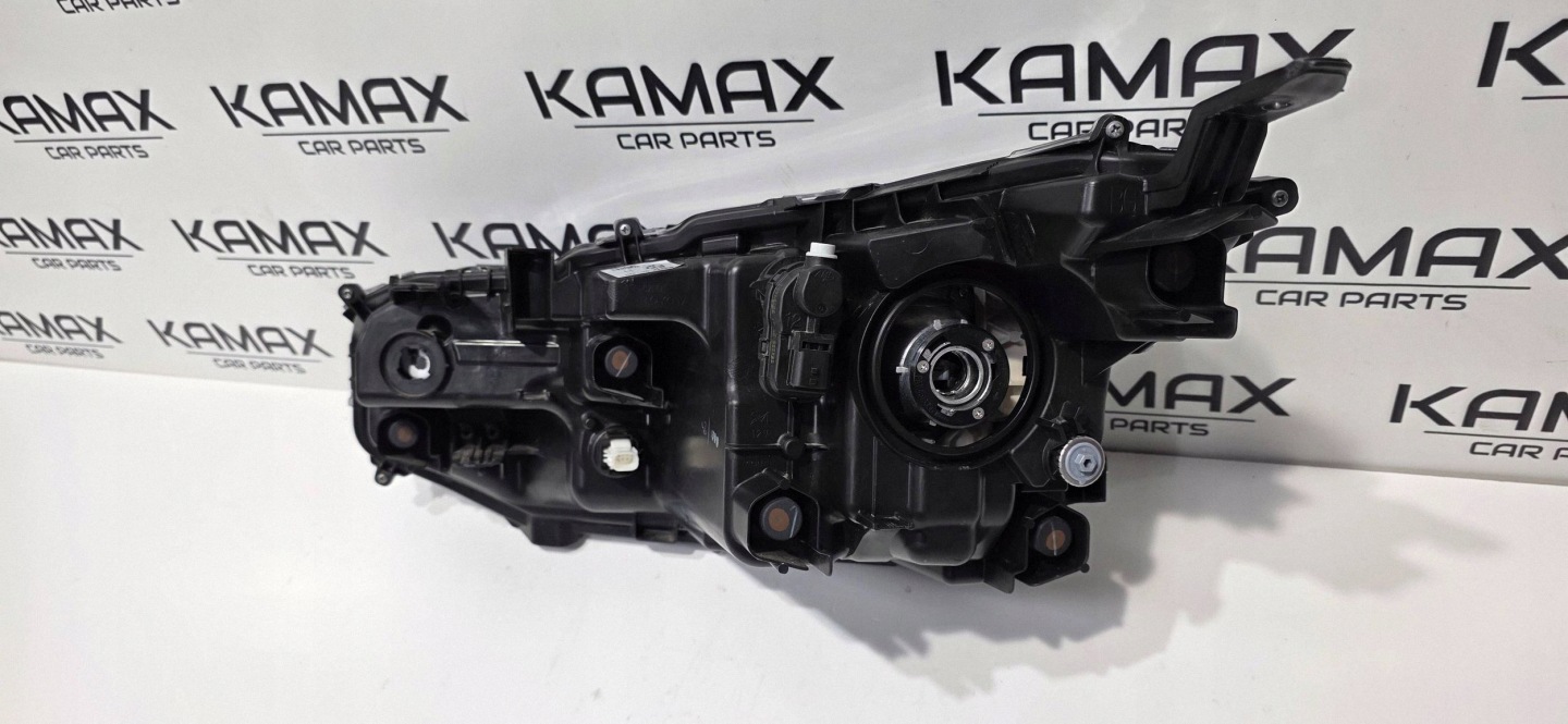 Reflektor right side Toyota Yaris Cross KOITO0D310