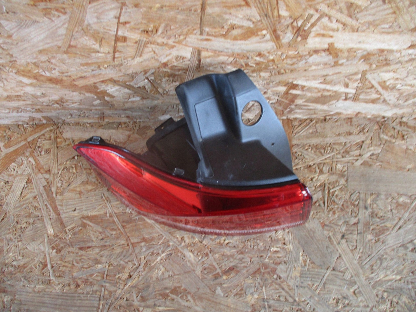 light rear part rear left VW PASSAT B8 KOMBI 3G9