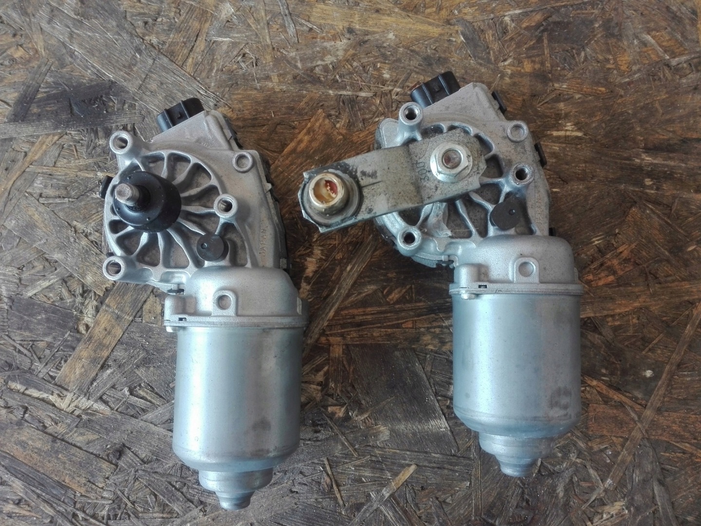 Motor Wischer OUTLANDER ASX 159300-1051