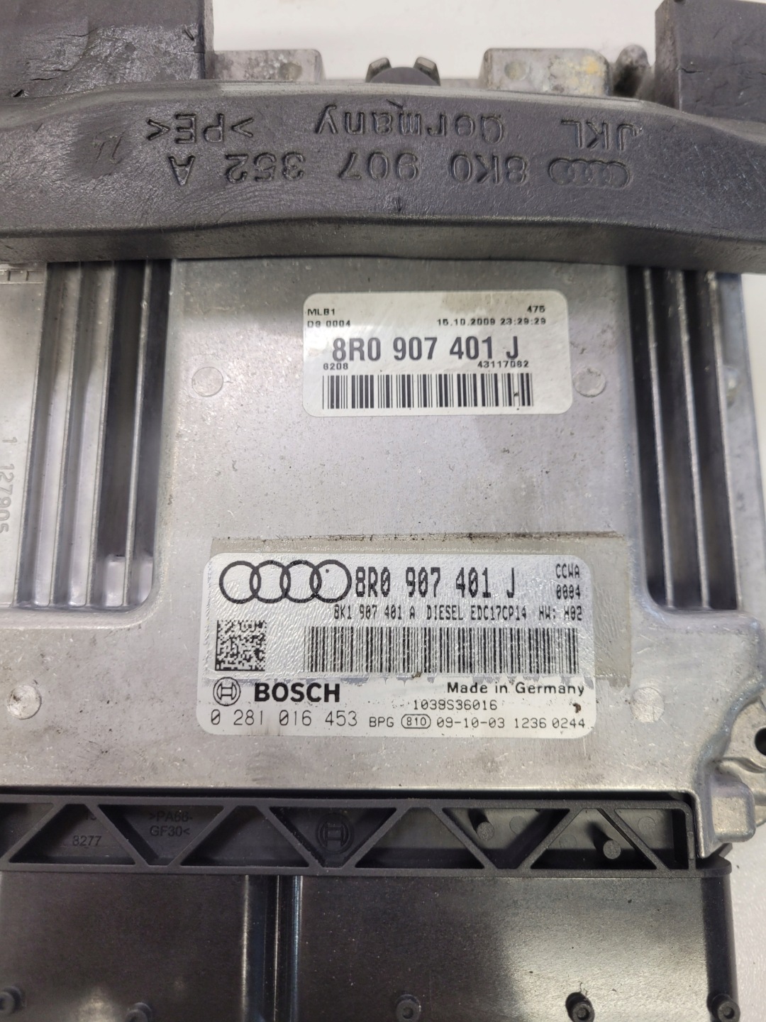 control unit of the engine 3.0 TDI AUDI Q5 8R 8R0907401J