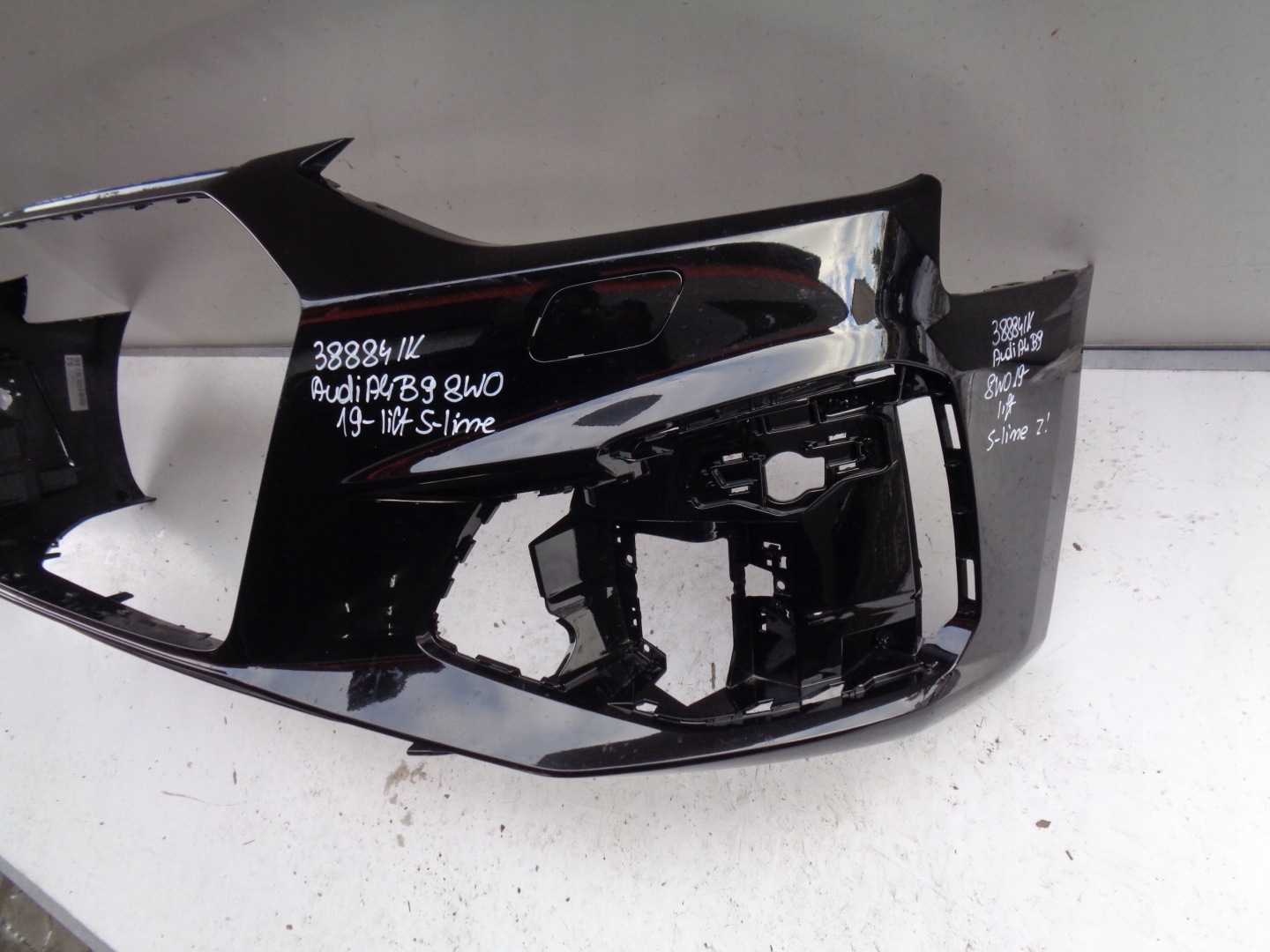 front bumper AUDI A4 B9 8W 8W0 19- LIFT S-LINE NR 38884