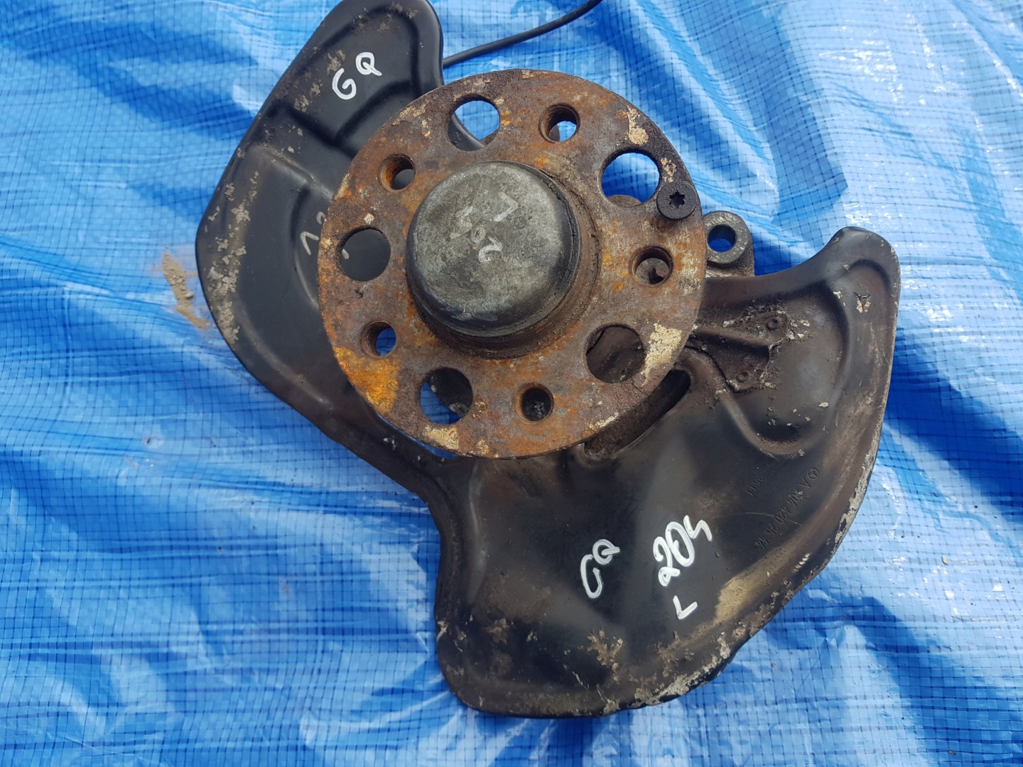 otoč čepu levý předek MERCEDES W204 W207