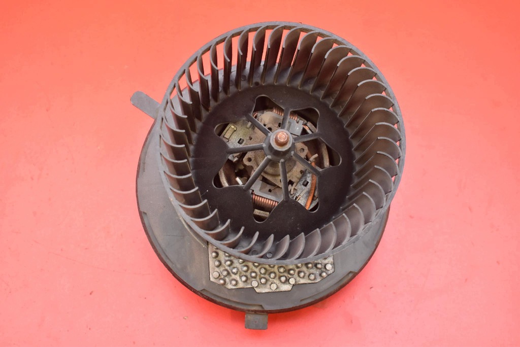 DMUCHAWA Lüfter des lüfters EU 3C1820015Q VW PASSAT CC 08-12