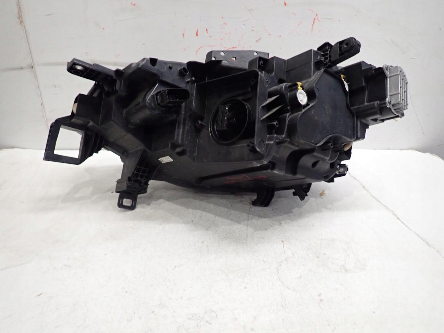 light front front right VW ID4 2020- FULL LED 11B941036E