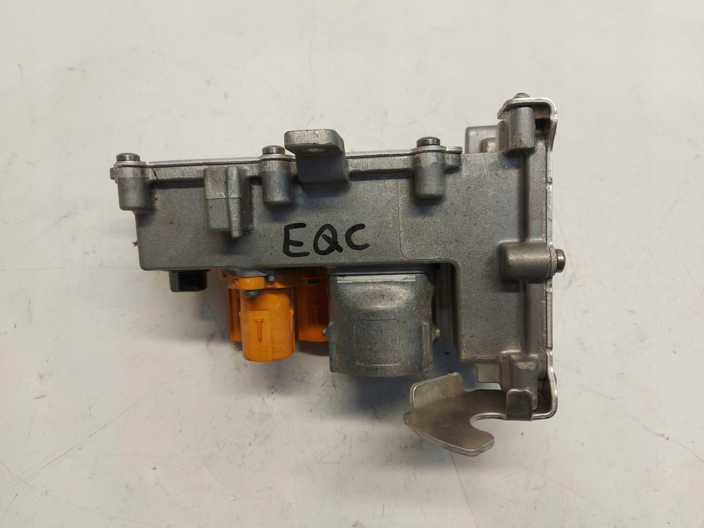 Mercedes EQC 400 W293 module control unit ROZDZIELACZ PRADU A2935455600