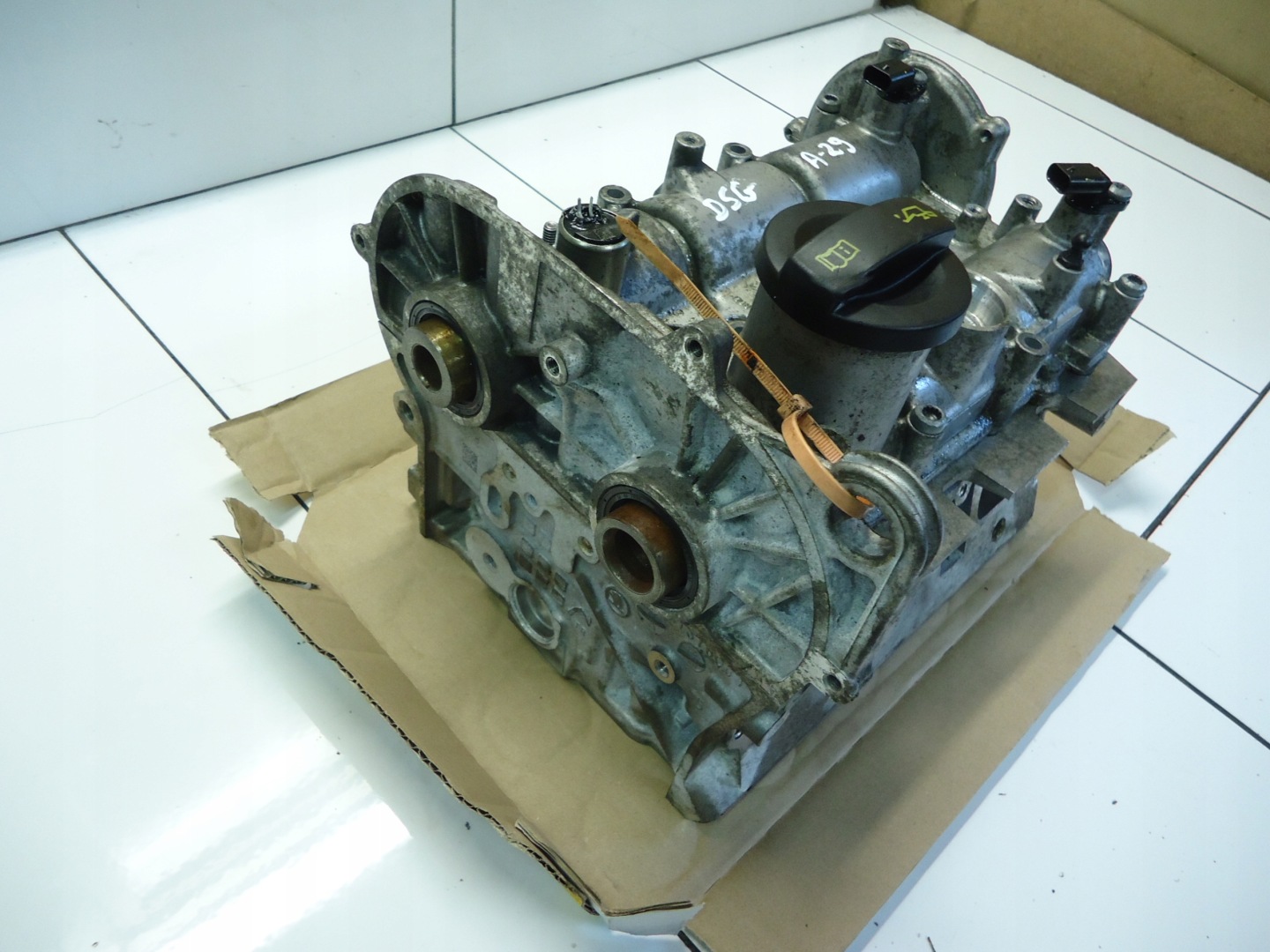 SKODA FABIA 1.0MPI DSG hlava vačky 05C103404B