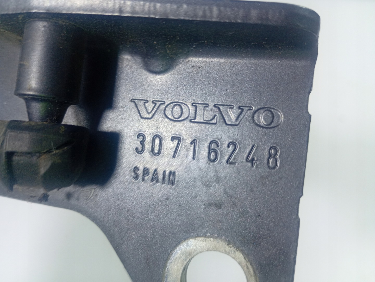 VOLVO S40 2 II 2.0 D sedan 04-10 hinge bonnet boot left OE 30716248