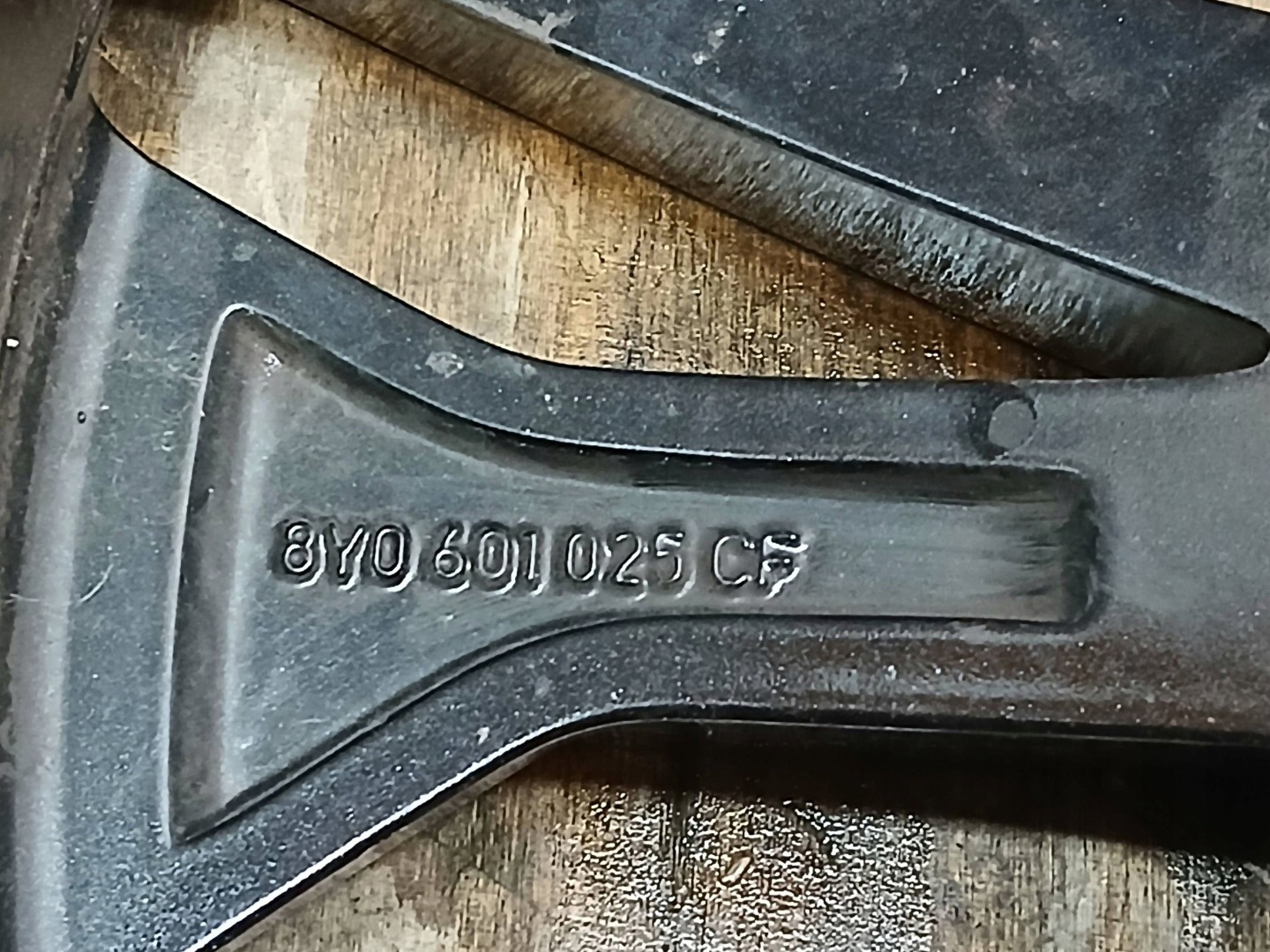 disk hliníkový AUDI A3 8Y 8J 18" ET46 5X112 8V0601025CF