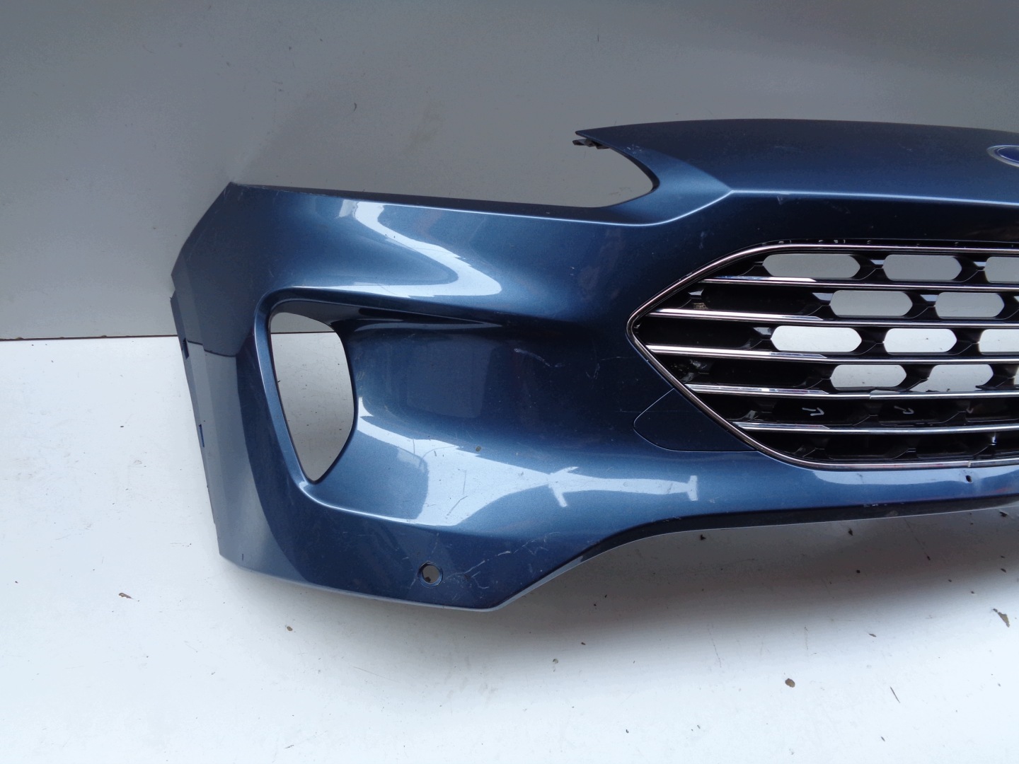 Frontstoßstange FORD KUGA MK3 19- NR 52900