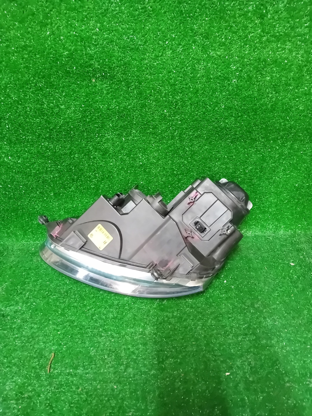 REFLEKTOR right VW GOLF V JETTA XENON 1K6941032