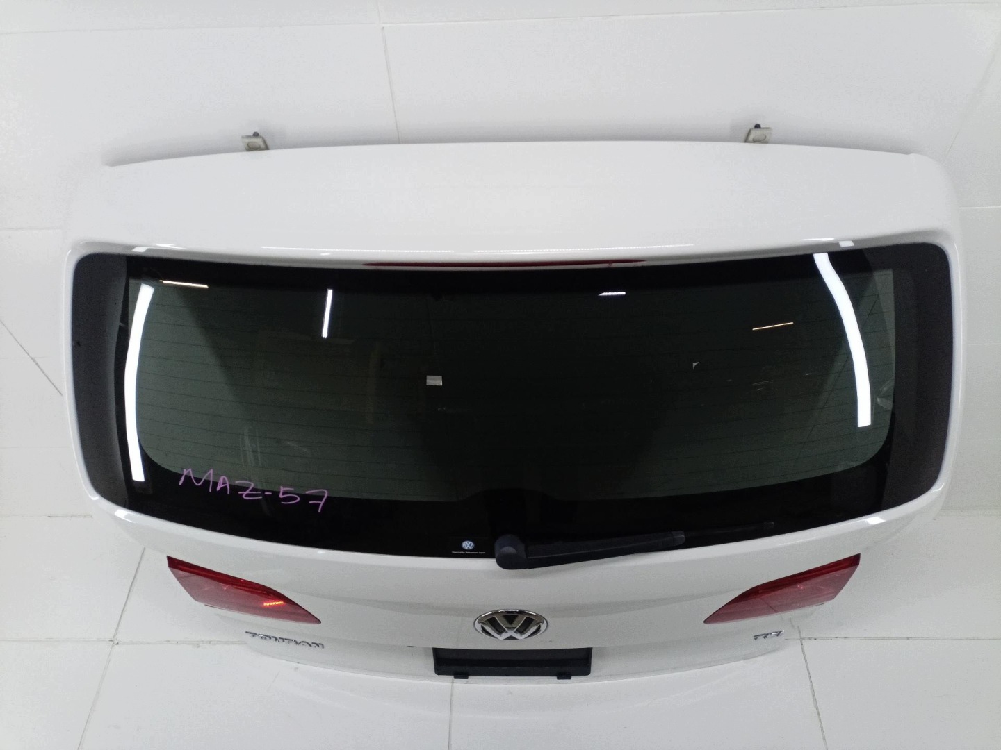 rear trunk door boot Volkswagen Touran 2nd facelift 2011
