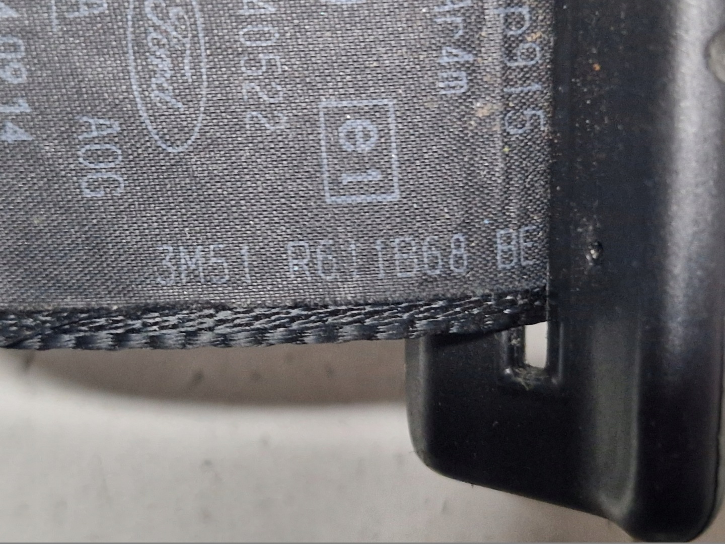 FORD C-MAX MK1 Gurten Sicherheits mitte 3M51R611B68BE