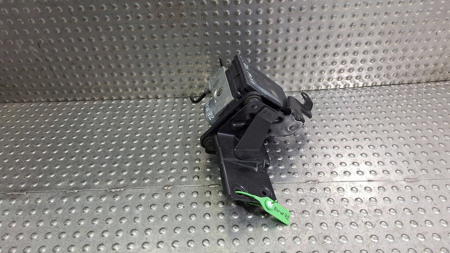 pump control unit ABS 5Q0614517R 5Q0907379S AUDI A3 8V GOLF VII LEON III