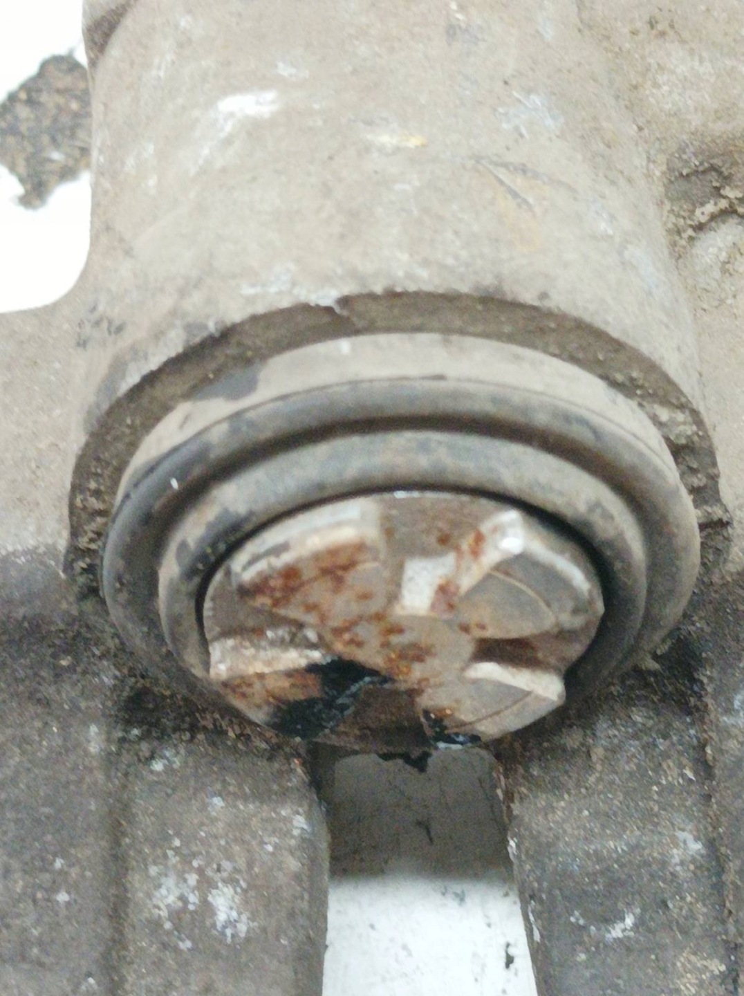 caliper brake left rear part 1.4 B Renault Megane II (2002-2009)