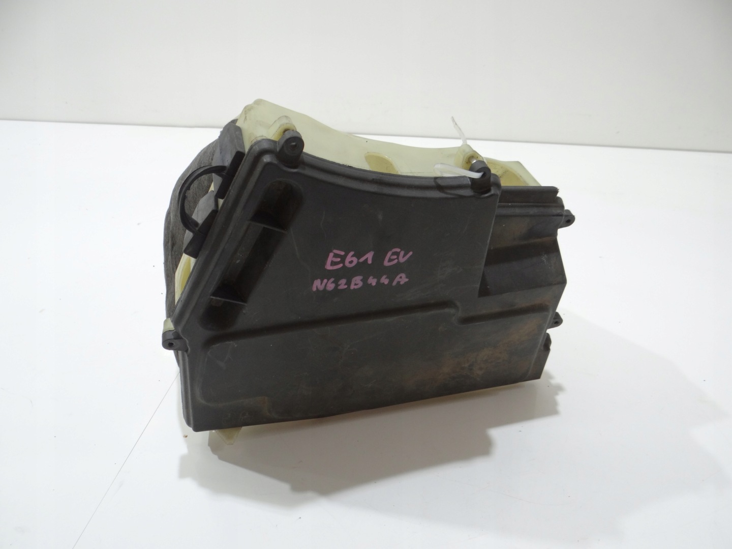 obal obalu pojistek BMW E61 EU N62 7520899