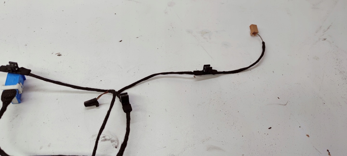 bundle BOCZKA door right P AUDI A4 B9 8W0971036D