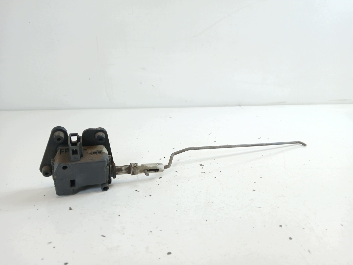 AUDI A6 C5 damper bonnet boot 8E9827833