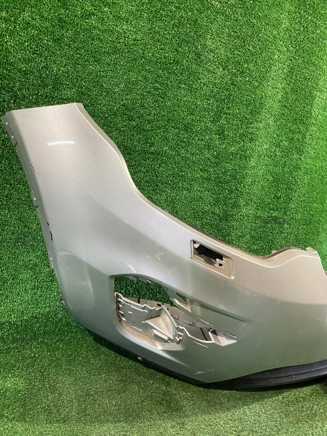 front bumper front LAND ROVER DISCOVERY SPORT 14-18