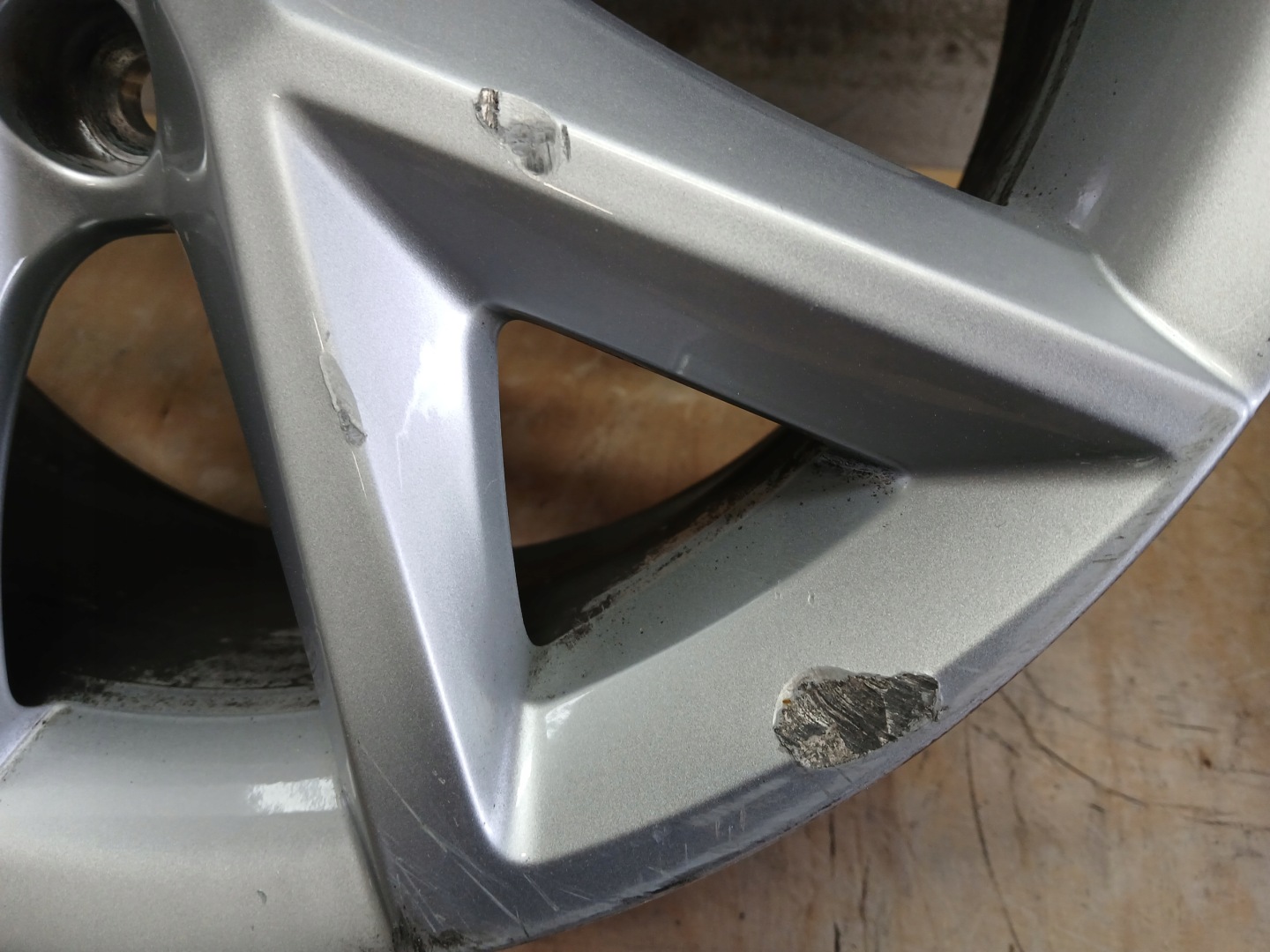 disk hliníkový SEAT LEON IV 4 7J 16" ET43 5X112 5FA601025