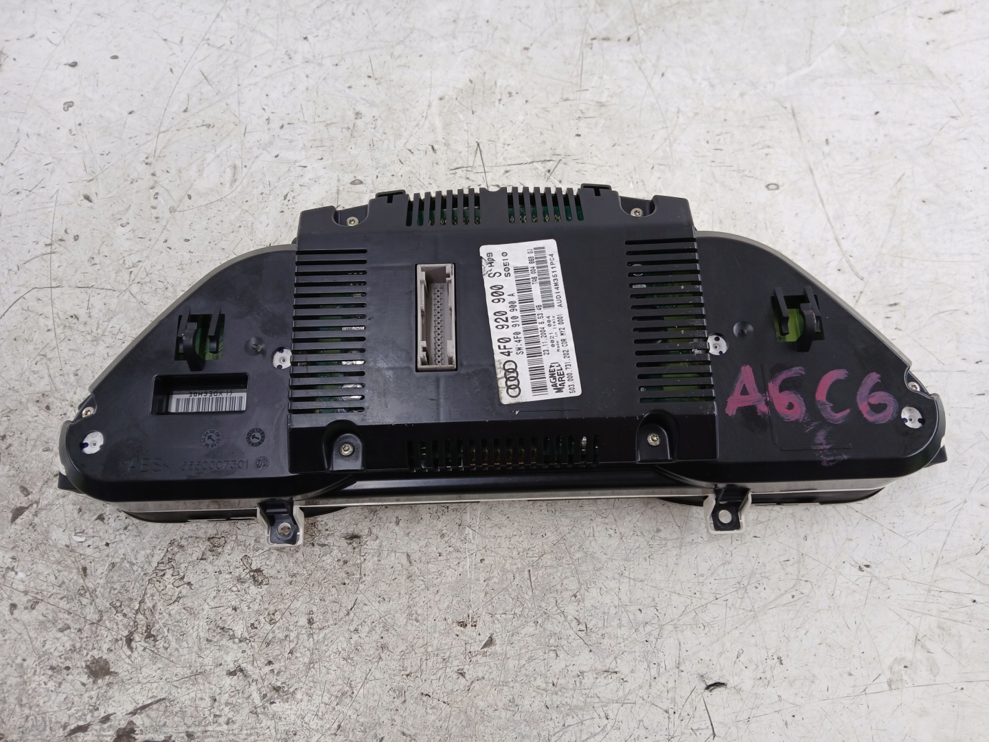 AUDI A6 C6 3.0 TDI dials dials 4F0920900S
