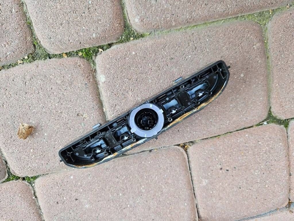 boutons radio couverture couverture panel Opel Astra K 39238749