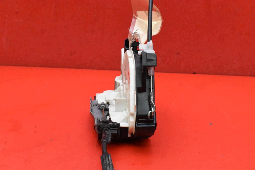 lock door right front front EU 5N1837016C VW PASSAT CC sedan 08-12