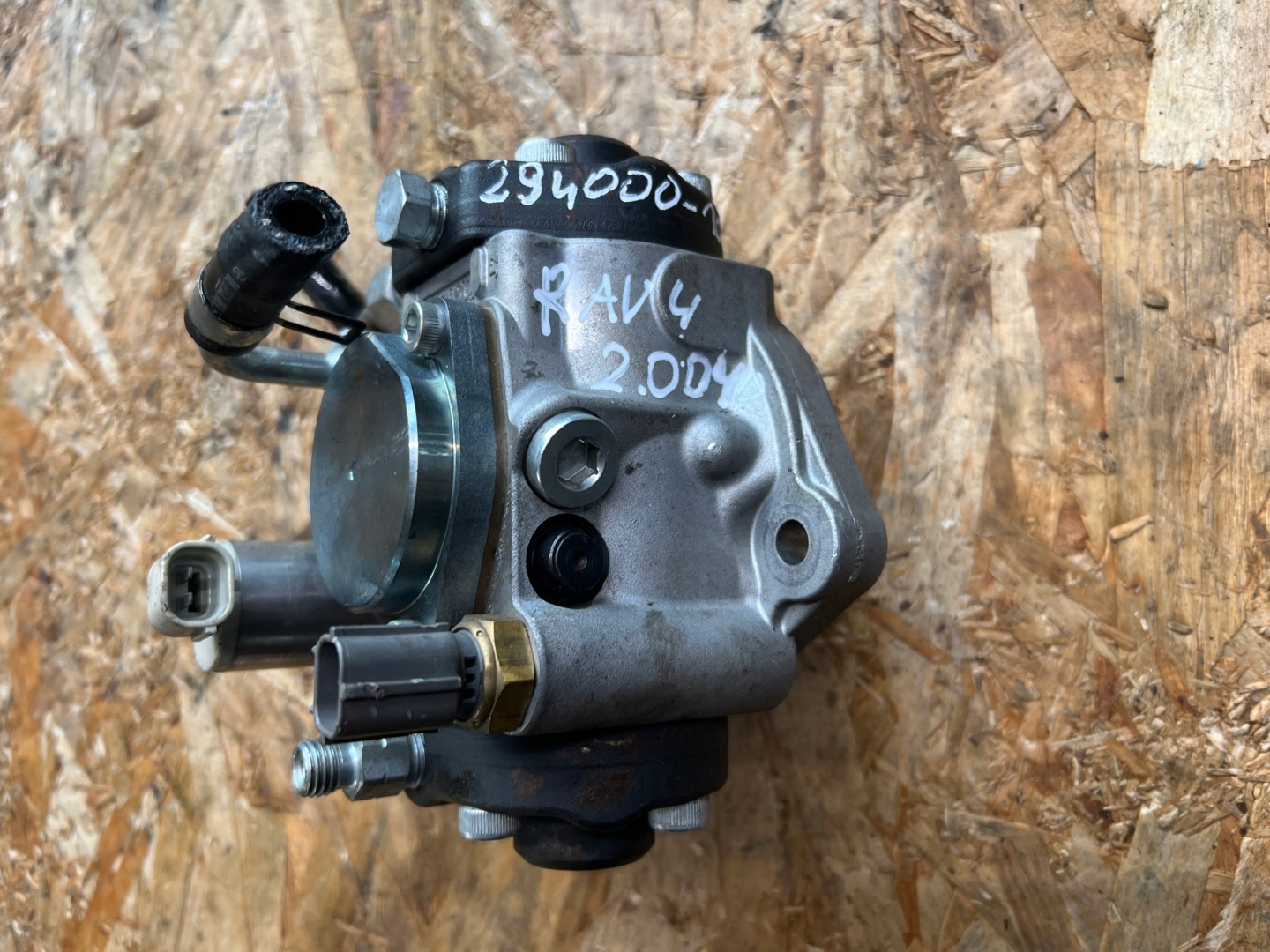 Einspritzpumpe TOYOTA RAV4 IV 2.0 294000-1021
