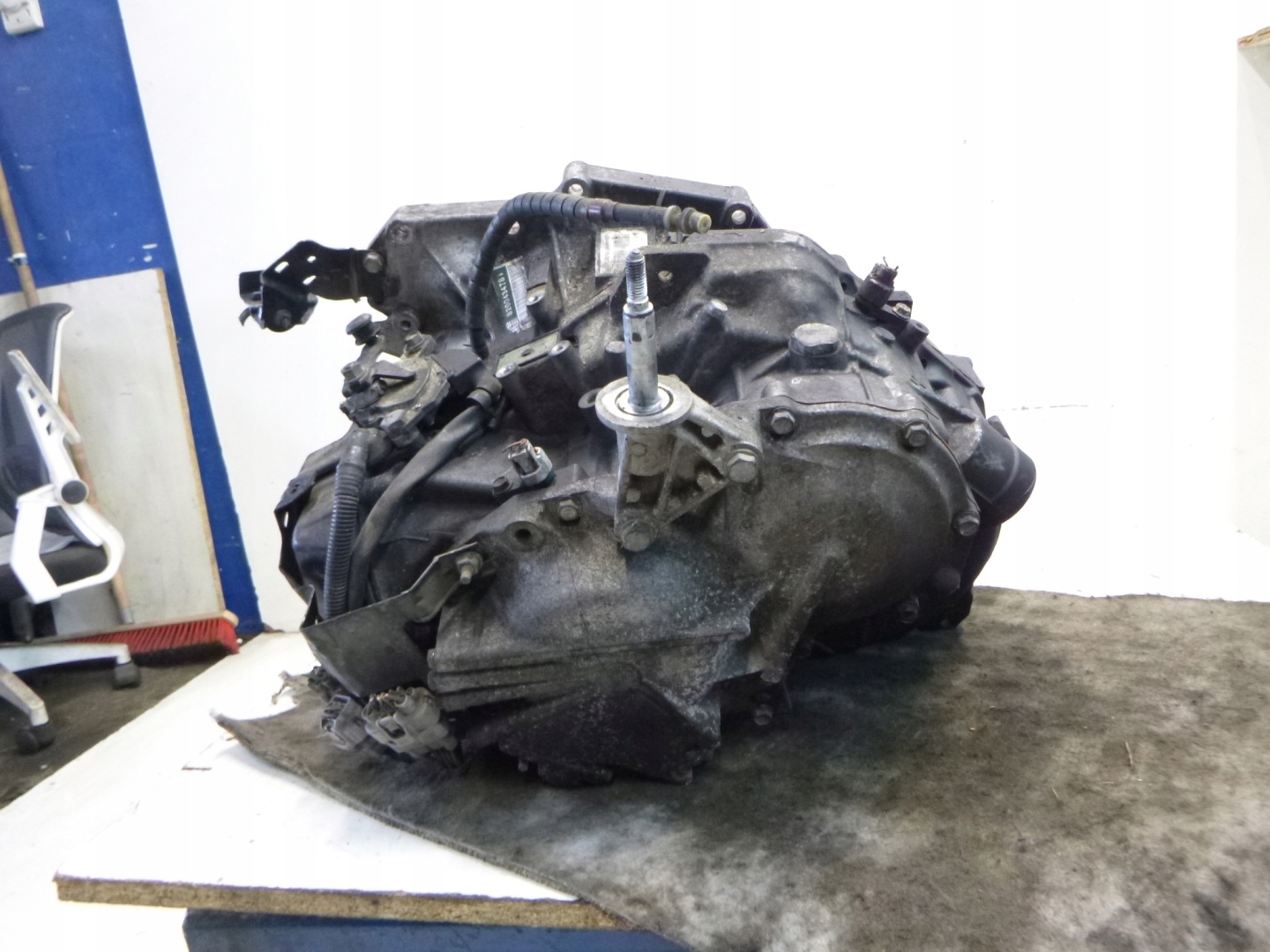 Getriebe Renault Laguna II 55-50SN DLQ21AC 2006r.