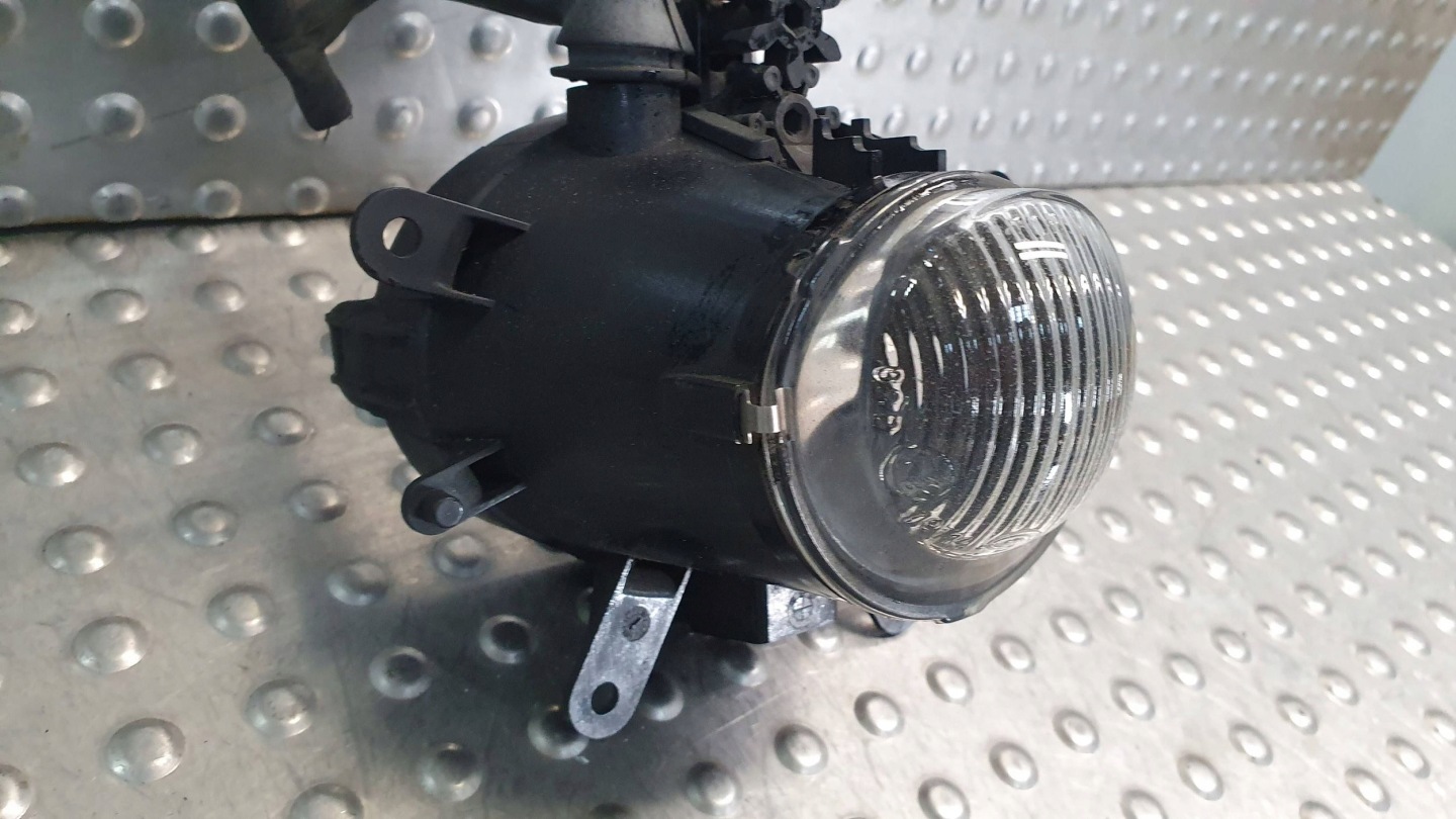 fog light left BMW 3 E46 LIFT 01
