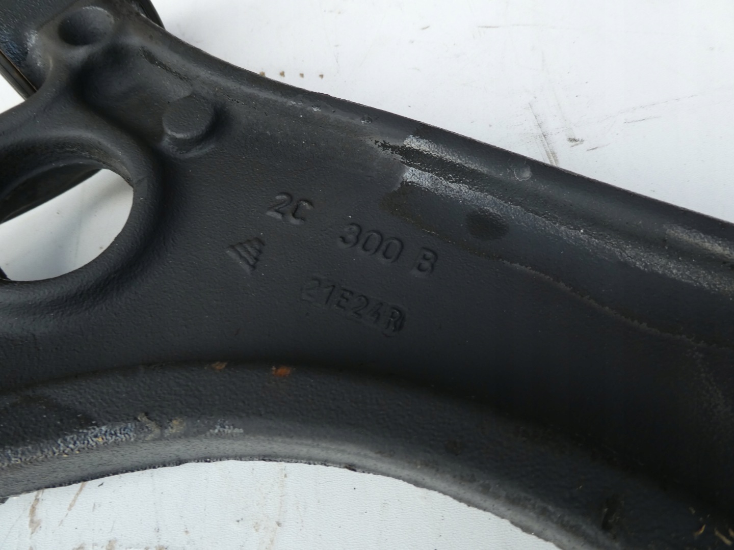 arm front left RENAULT MASTER III