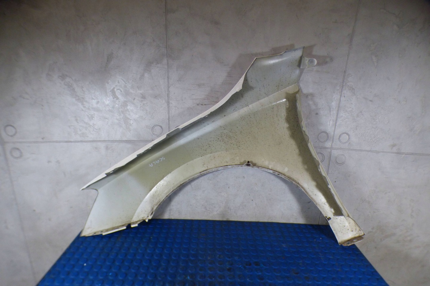 Skoda Scala fender right front original LAKIER LF9E st.BDB
