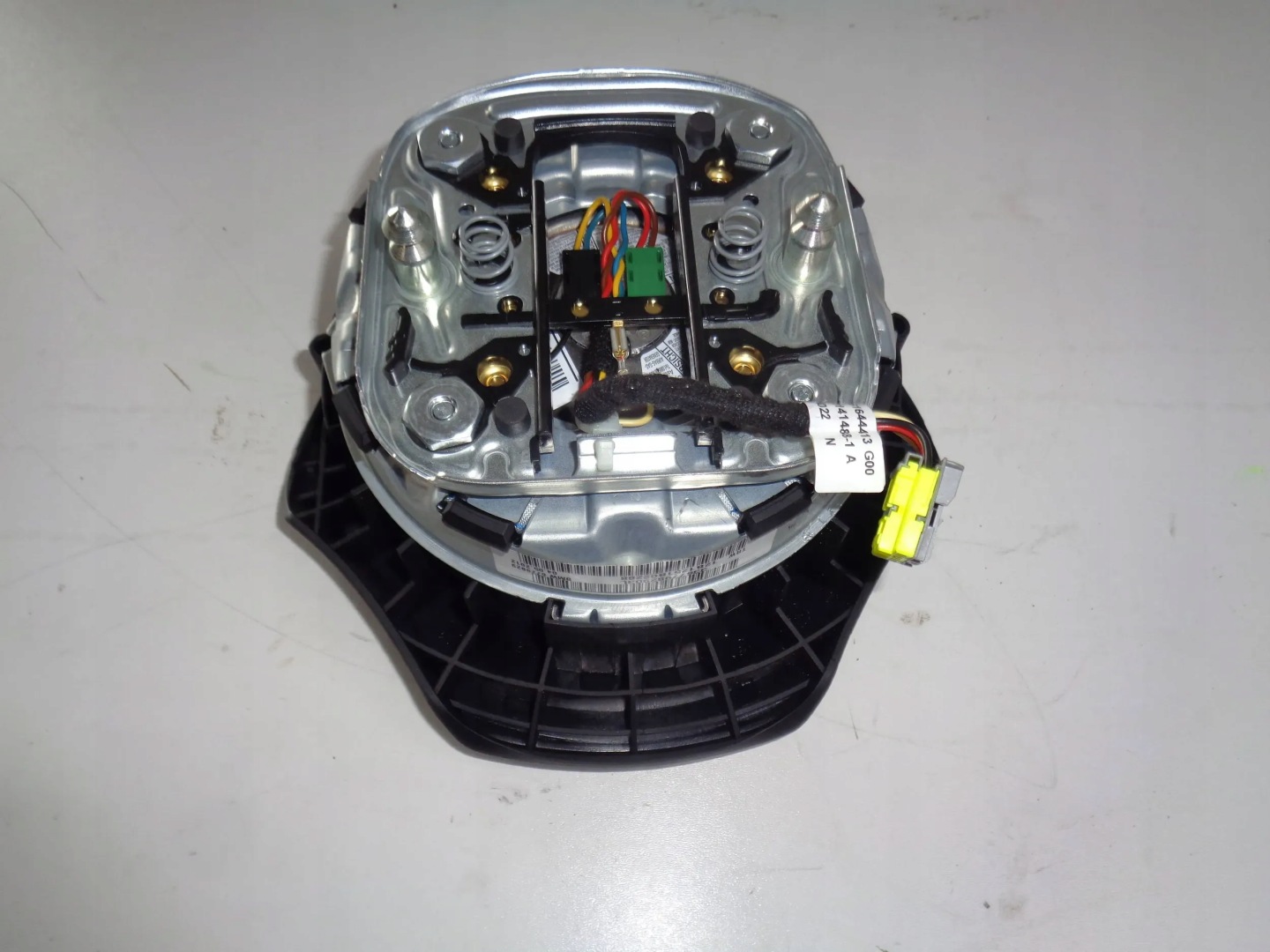 BMW 3 E90 E91 E84 airbag airbag driver´s 6779829