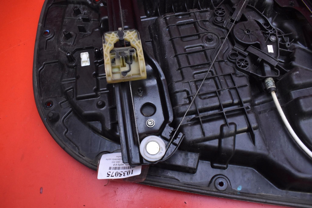 window regulator right front EU C67916-102 VOLVO S90 2 II sedan 16-20