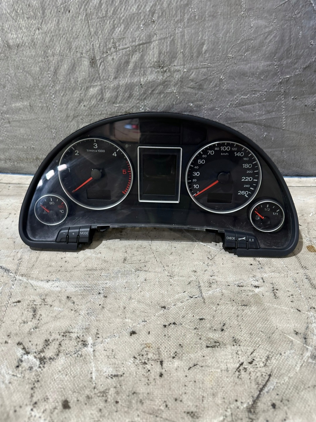 dials AUDI A4 B7 2.0TDI 0263664226