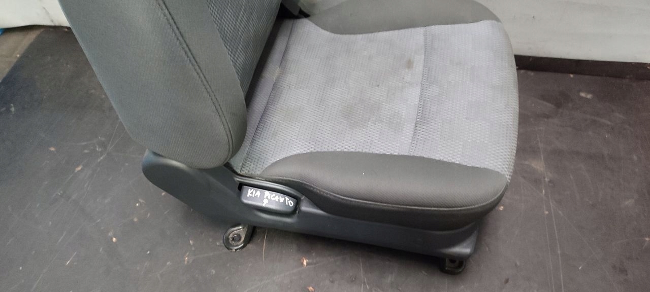 Sitz Sitze komplet Kia Picanto und 1,1 5D