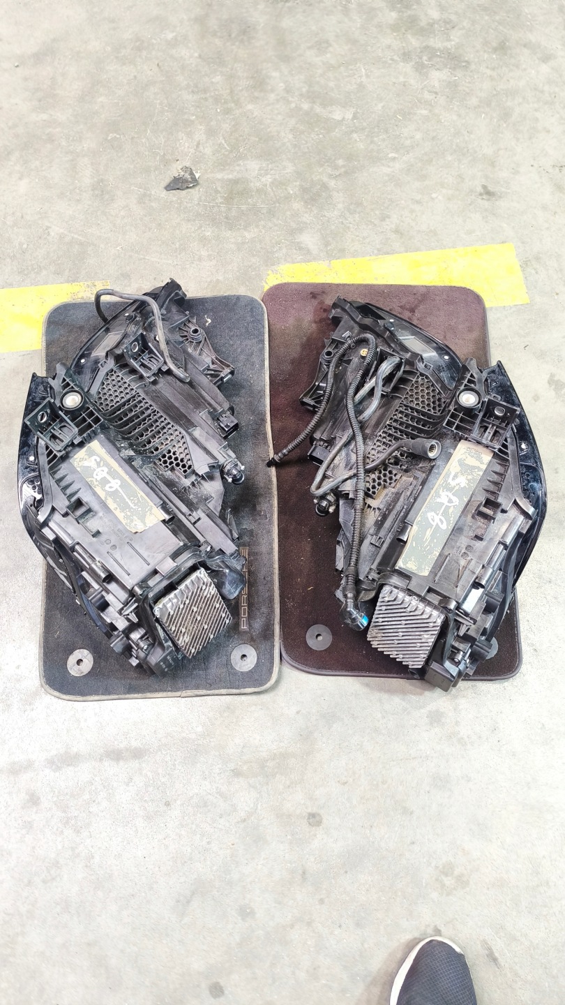 IDEALNE KPL. lights front front LASER + MODULY AUDI Q8 SQ8 LIFT 24r 1